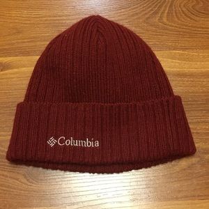 Columbia Cuffed Watch Cap Burgandy